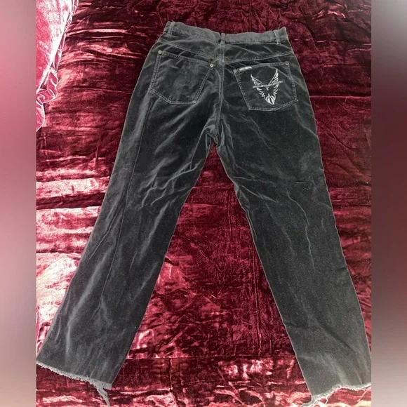 Harley Davidson matching vest/ pant set - Picture 5 of 11